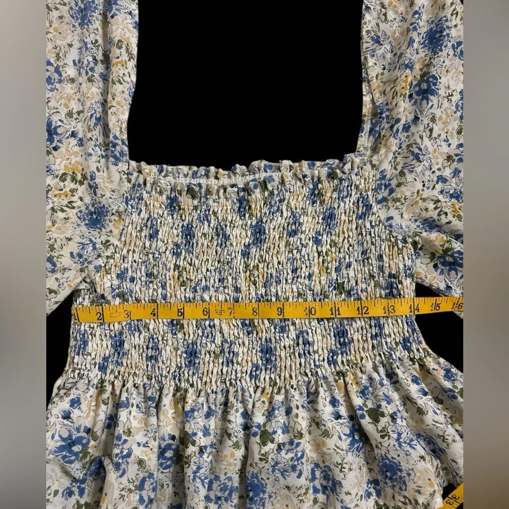 Anthropologie En Saison floral smocked puff balloon sleeve blouse cottage blue L